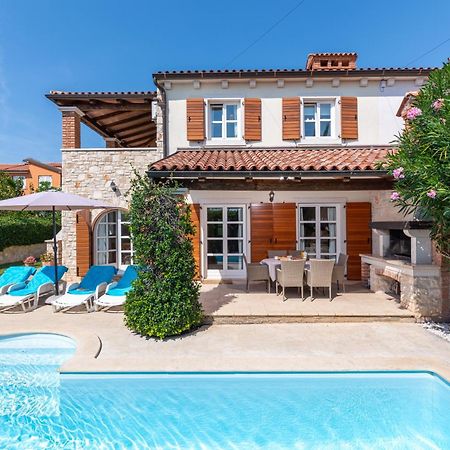 Tar-Vabriga Villa Mia Lea מראה חיצוני תמונה